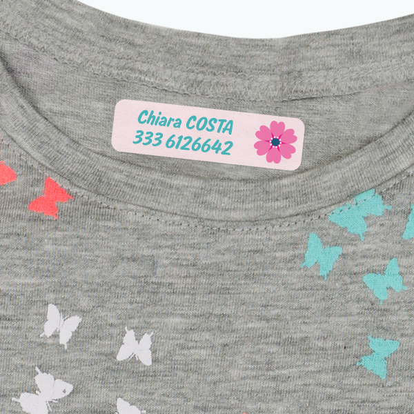 Etichette termoadesive per i vestiti dei bambini all'asilo con nome